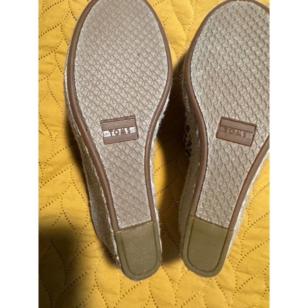 TOMS Monica Mule Espadrille Wedges Brown Suede Leopard Print Sandals Womens 8